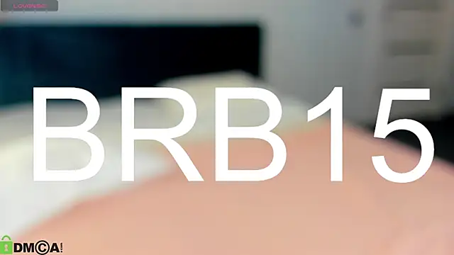 Mira_Silk Chat XXX in diretta