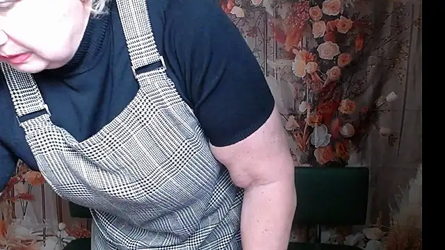 Živý XXX chat RenataDaster