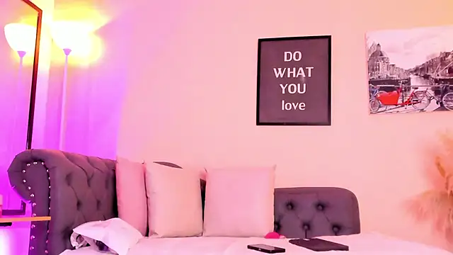 victoriazans' Live XXX Chat