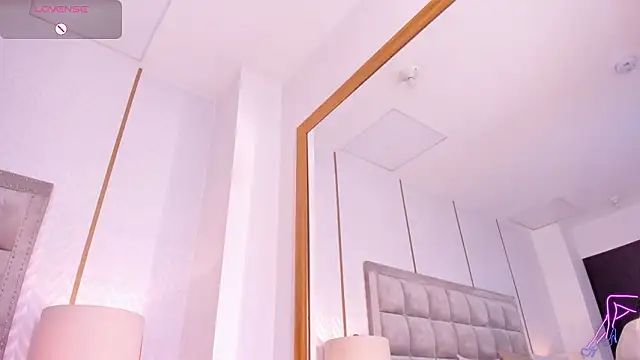 Chatroom XXX en direct de DakotaWangi