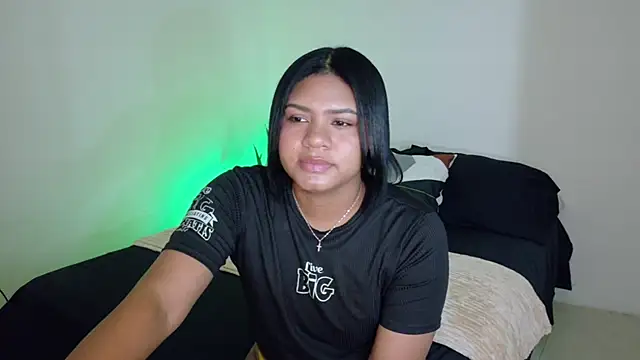 Aregoe_Art Live XXX Chat