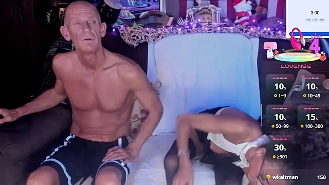 ShannNikkii420's Live XXX Chat