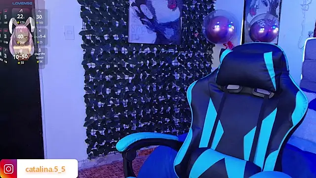 Kata_Bigboobs Obrolan Langsung XXX