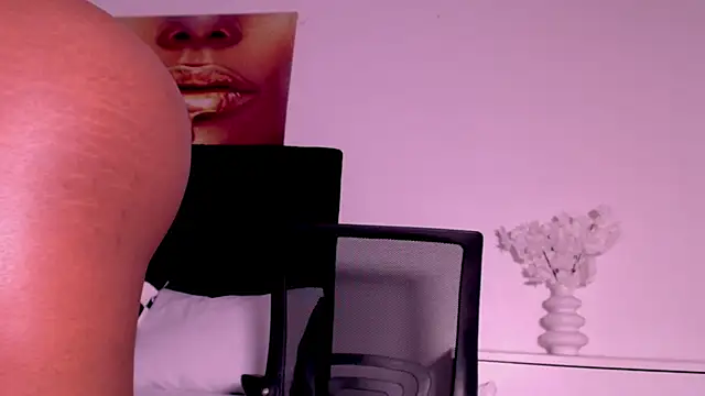 Show modela gummdropp_ na web-kameri