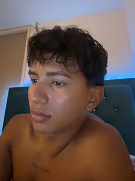 Leonarrrd_01 Live XXX-chat