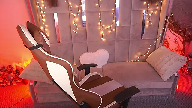 دردشة Kittywakee الجنسية المباشرة