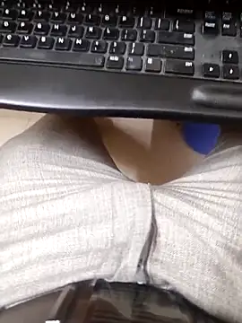 Živý XXX chat adicma123