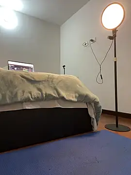 BelkajのライブXXXチャット