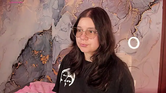 Mey_moon Adlı Modelin Canlı XXX Sohbeti