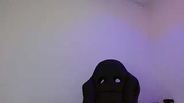 CelesteAyase élő XXX-chatje