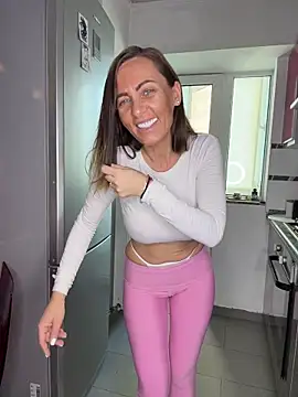 DivineAmely Live XXX-Chat