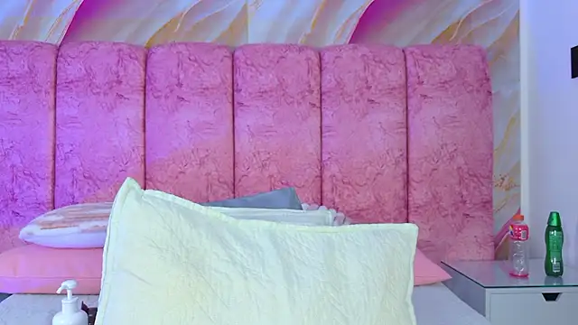 Chatroom XXX en direct de emmacurvy