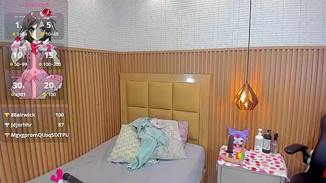 LOLAMAXI live XXX chat