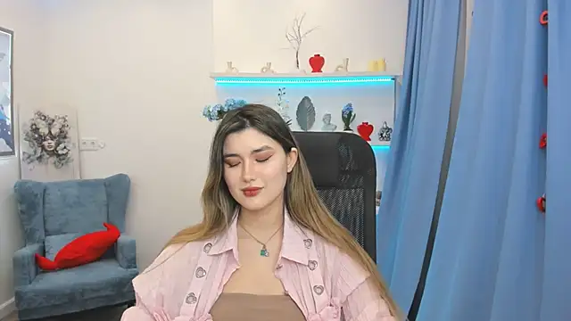 AnneTLi élő XXX-chatje