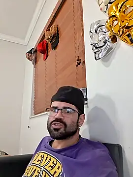 Zander823's Live XXX Chat