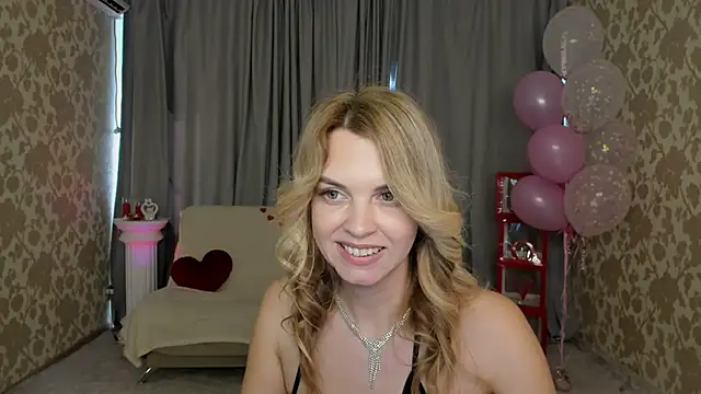 Chat +18 de LunaFlinn ao vivo