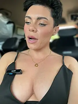 LukeLouHarvey Chat XXX in diretta