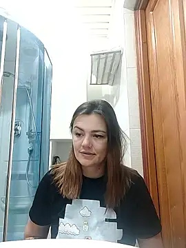 XXX chat uživo modela KrissSexi