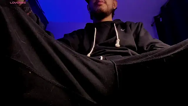 s_sven03 라이브 XXX 채팅