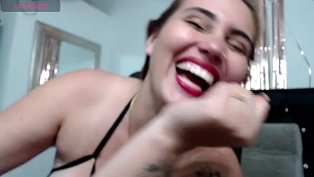 Baby_hornyJM's Live XXX Chat