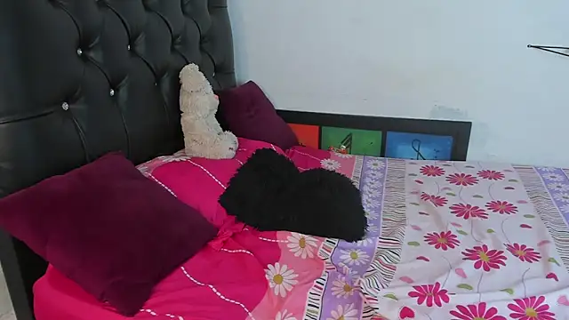 دردشة Britney_Rose الجنسية المباشرة