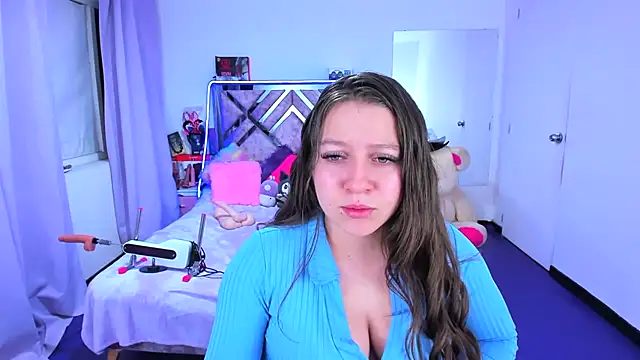 Chat +18 de Luna_Analya ao vivo