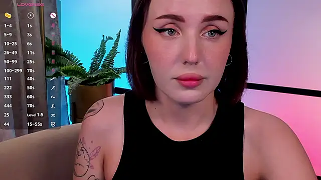 Chat XXX en directo de LianaFord