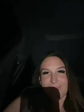 Kate-Paul Live XXX-Chat