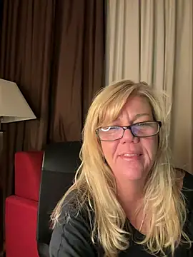 Webkamerová show Lenaxox