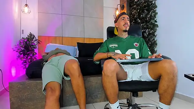 دردشة Donovan_Desmond الجنسية المباشرة