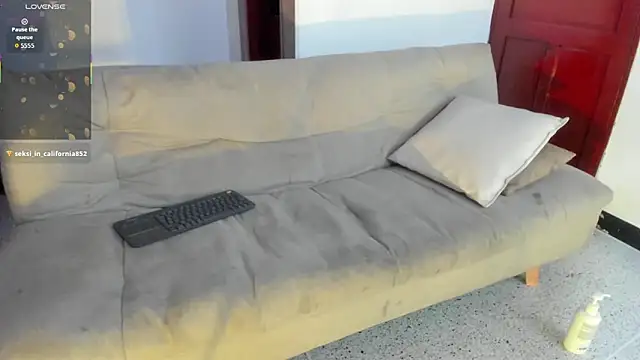 Vlad__night Adlı Modelin Canlı XXX Sohbeti