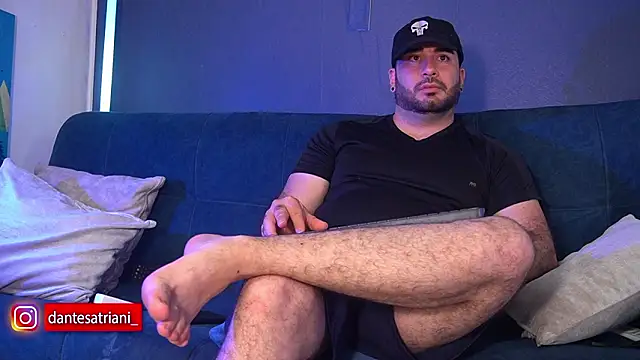 dantesatrianii Adlı Modelin Canlı XXX Sohbeti