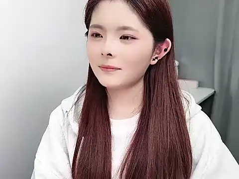 XXX chat uživo modela cherry-_-cherry