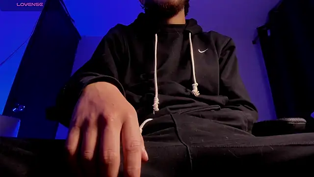 s_sven03 élő XXX-chatje