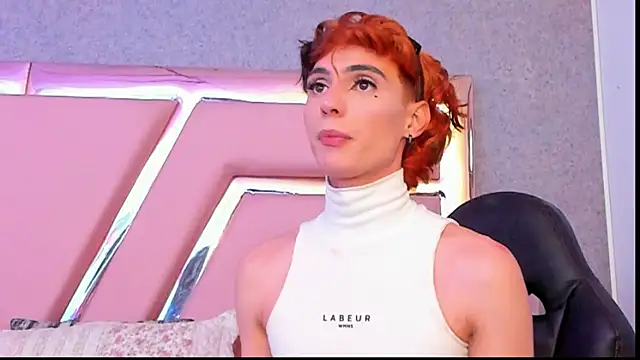 Chat +18 de KylieMonnett ao vivo