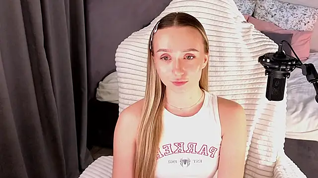 Czat XXX na żywo – HollisBeckett