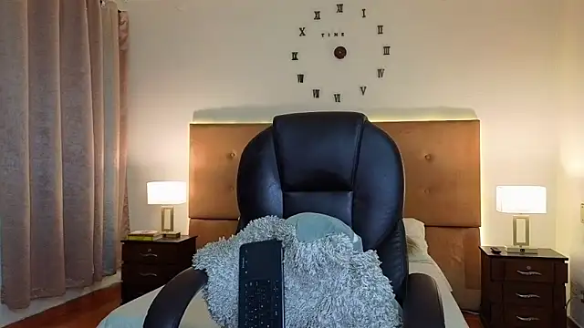 Chat +18 de Steven_Velez ao vivo