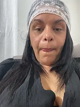 Kataliina Adlı Modelin Canlı XXX Sohbeti