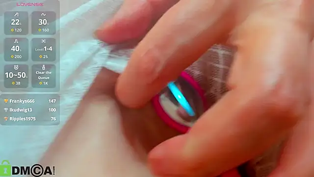 XXX chat uživo modela Kira_Adler