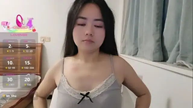 Lucy-xixi 在線直播表演