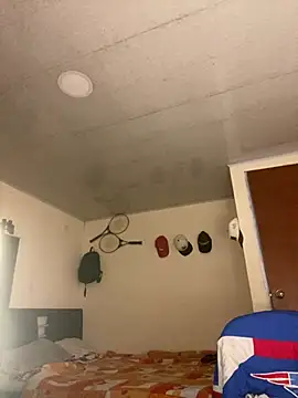 Živý XXX chat Edward_Milleer