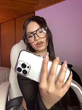 Mady_Pink Chat XXX live