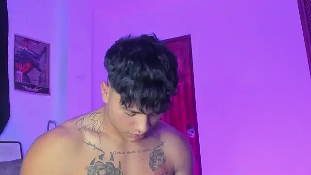 Chat XXX ao vivo de Dominic_Biker__