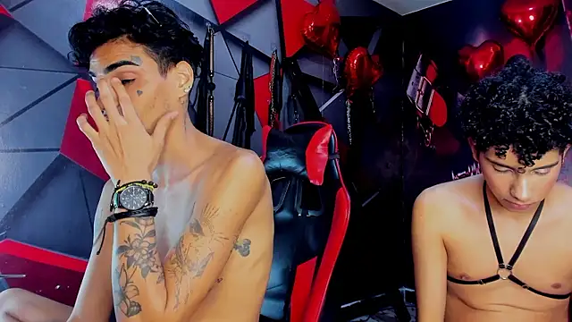 Gay_Red_Room Chat XXX in diretta