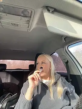 MerlinDave élő XXX-chatje