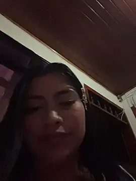 LunaaRosse লাইভ XXX চ্যাট