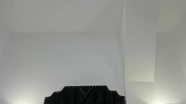 Webkamerová show agartha_velvet