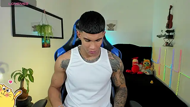 Damian_latinxxxのライブXXXチャット