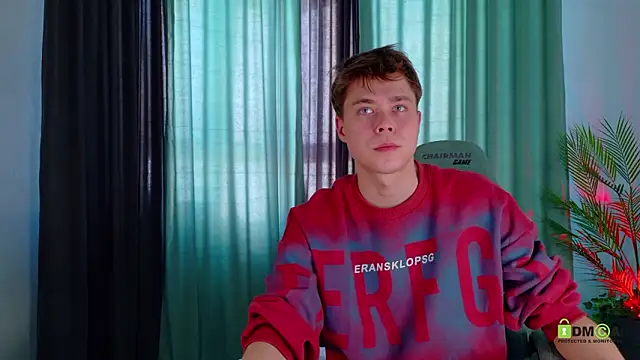 Fred_Cute: онлайн-секс-чат