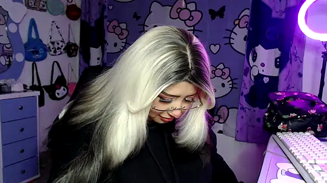 lussyevans24 Chat XXX live